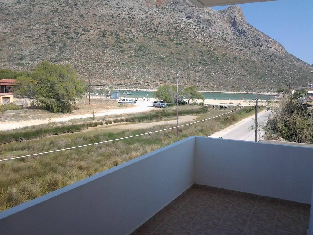 Cathrin Beach Apartments Stavrós 객실 사진